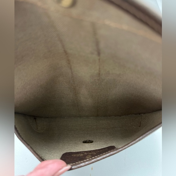 Gucci Accessory Sherry Line Clutch Bag - Picture 4 of 11